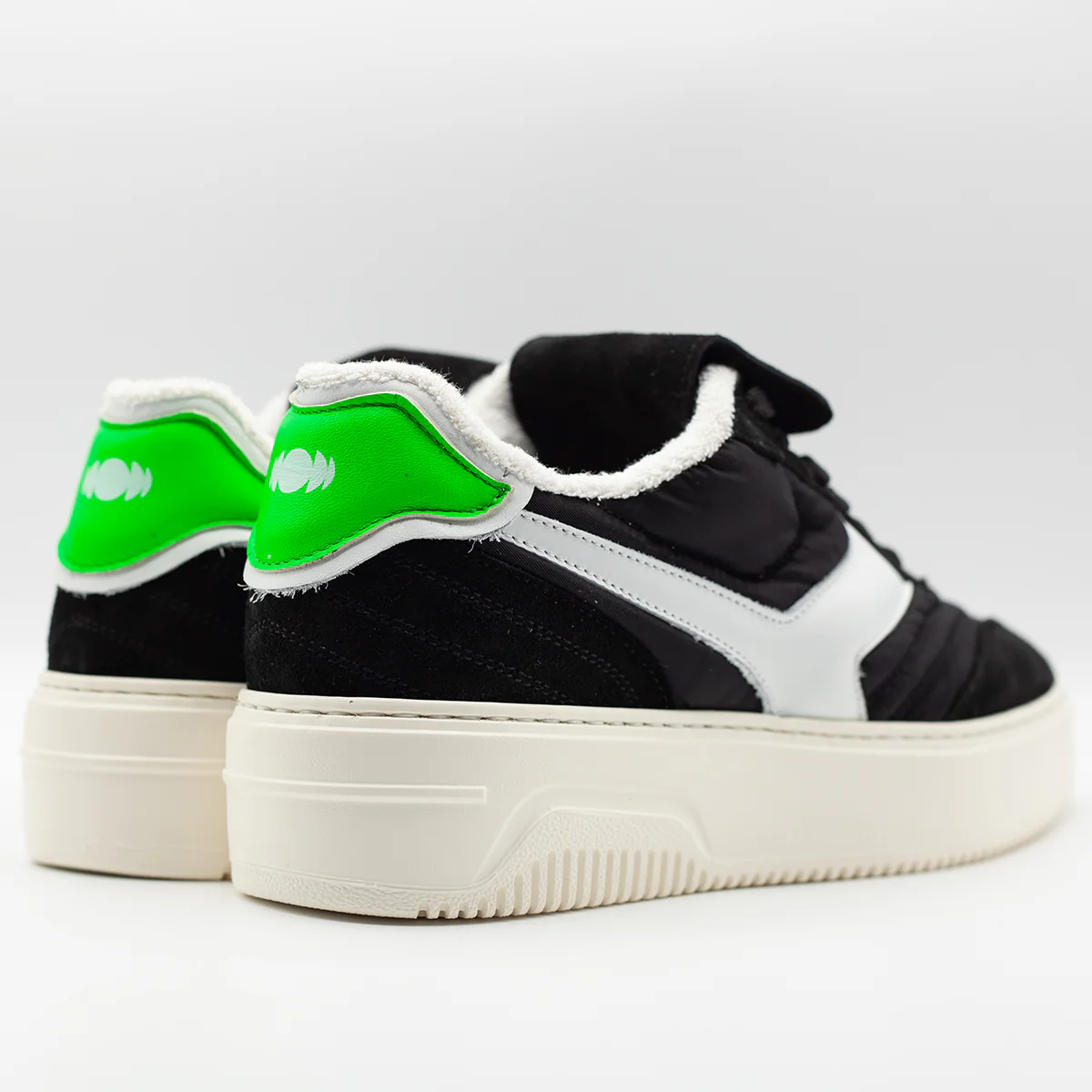 Sneaker da donna PDO135 - Image 3